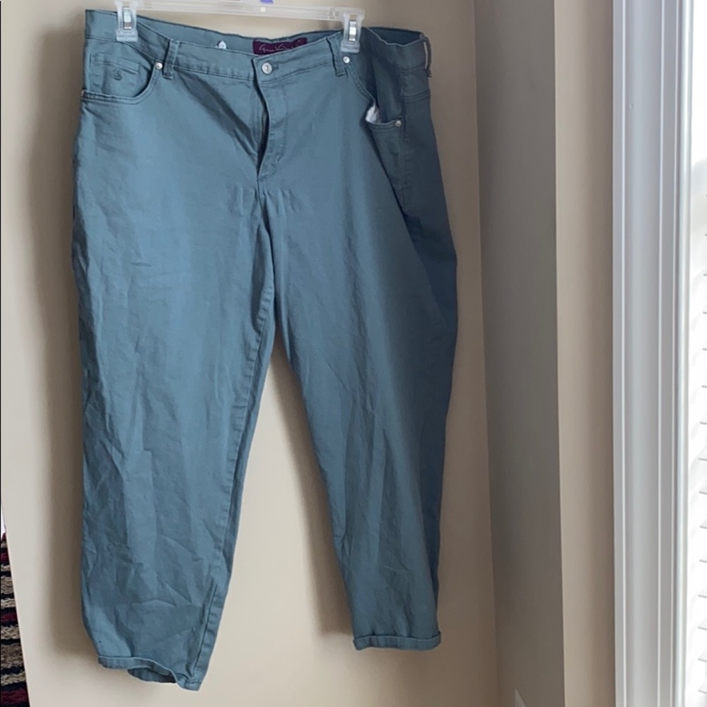 Women’s Jeans